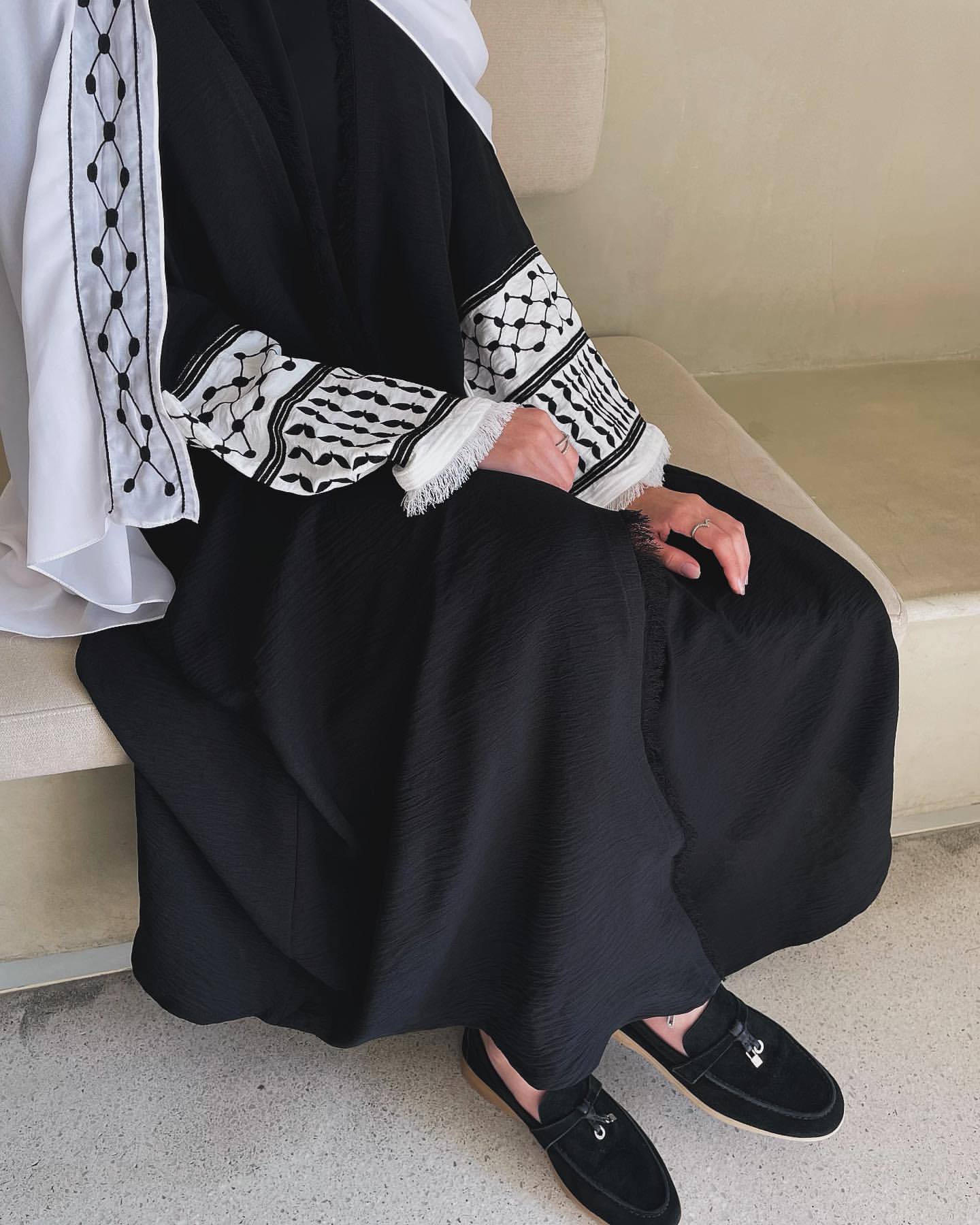 1763# New Soft Crepe Embroidery Kefiyyeh Ramadan Tassel Dubai Abaya Women Modest Islamic Clothing