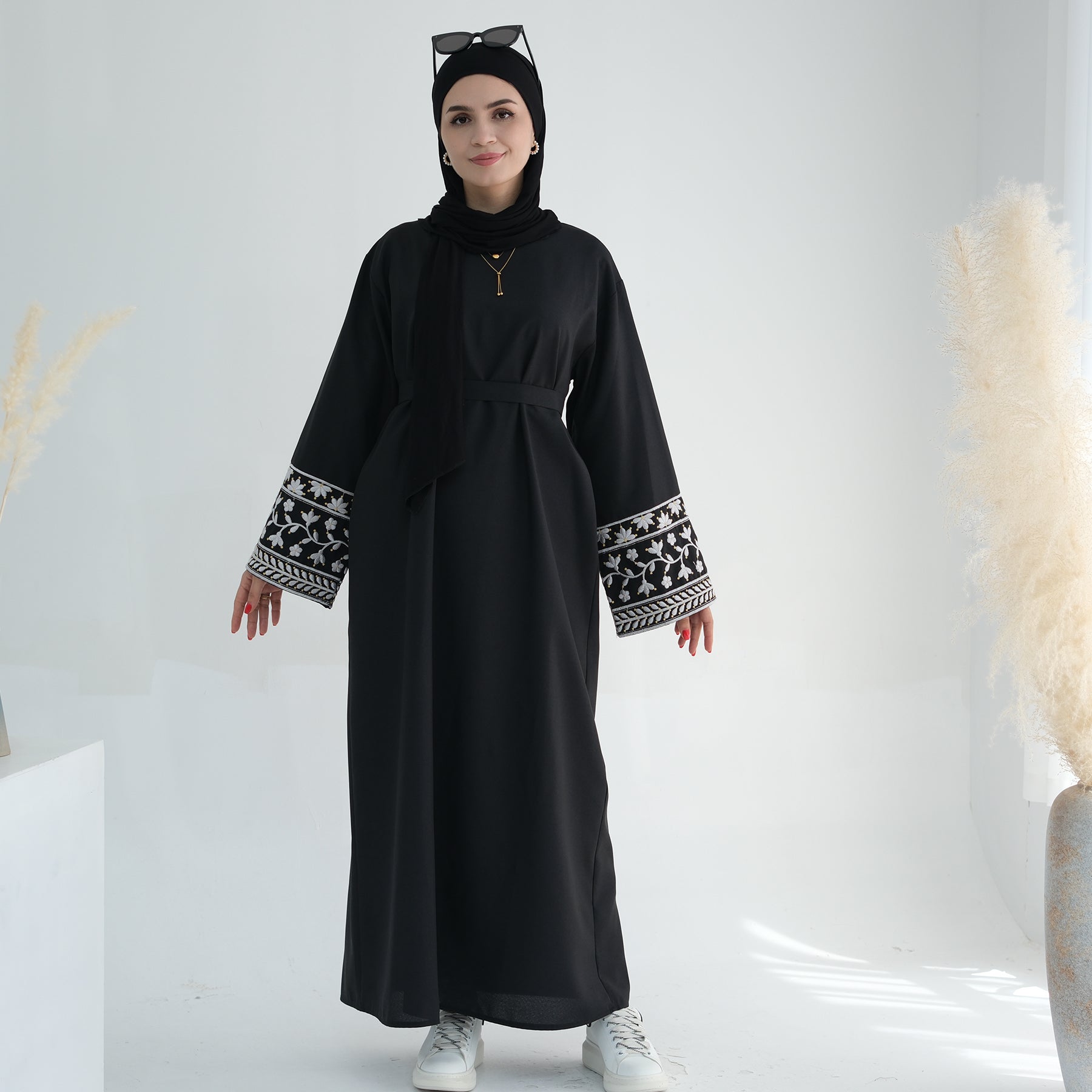 1735#New Linen Embroidery Closed Abaya Wholesale Hot Sale Islamic Modest Clothing