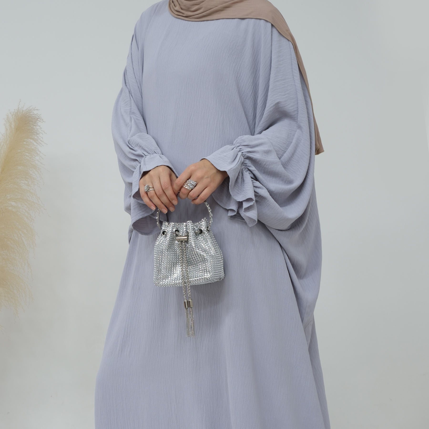 1669#Crepe Long Sleeve Modest Plain Closed Abaya Traditional Muslim Clothing