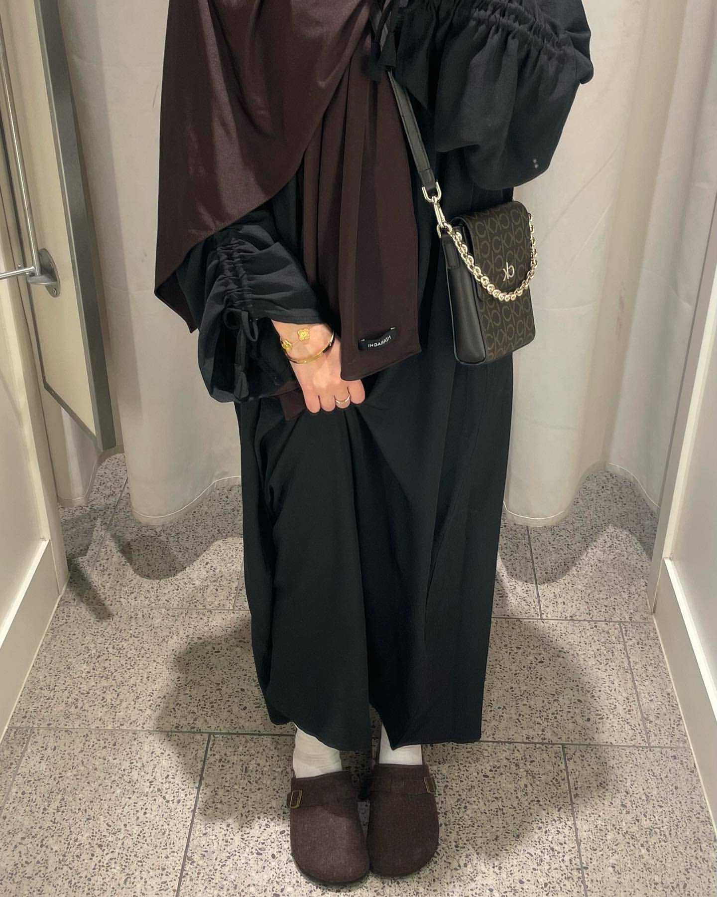 1833#Hot Selling Women Abaya Ruched Sleeve Long Dress Solid Color Breathable Closed Abaya Women Muslim Dress