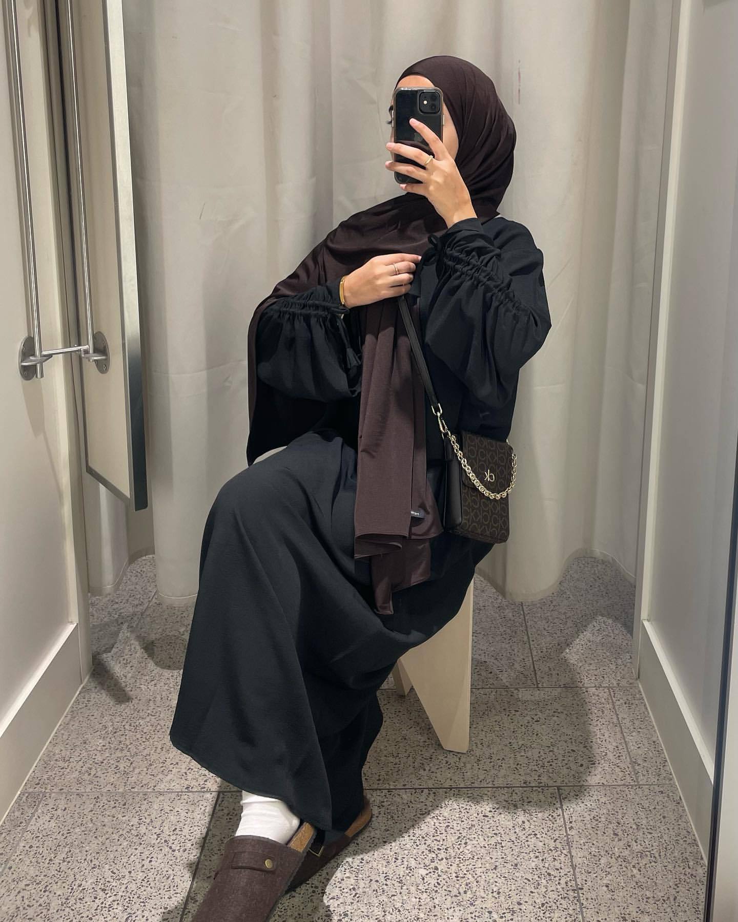 1833#Hot Selling Women Abaya Ruched Sleeve Long Dress Solid Color Breathable Closed Abaya Women Muslim Dress