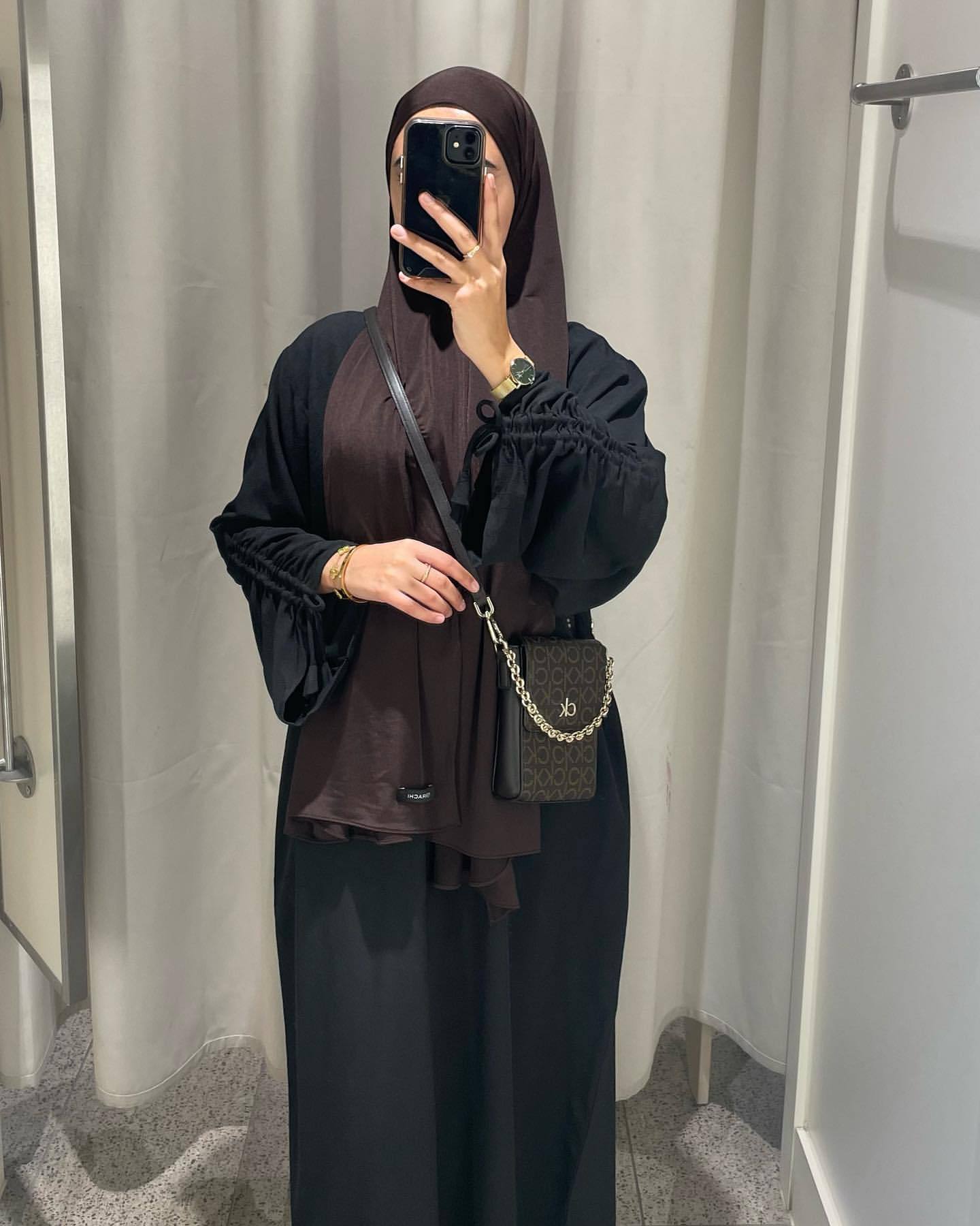 1833#Hot Selling Women Abaya Ruched Sleeve Long Dress Solid Color Breathable Closed Abaya Women Muslim Dress