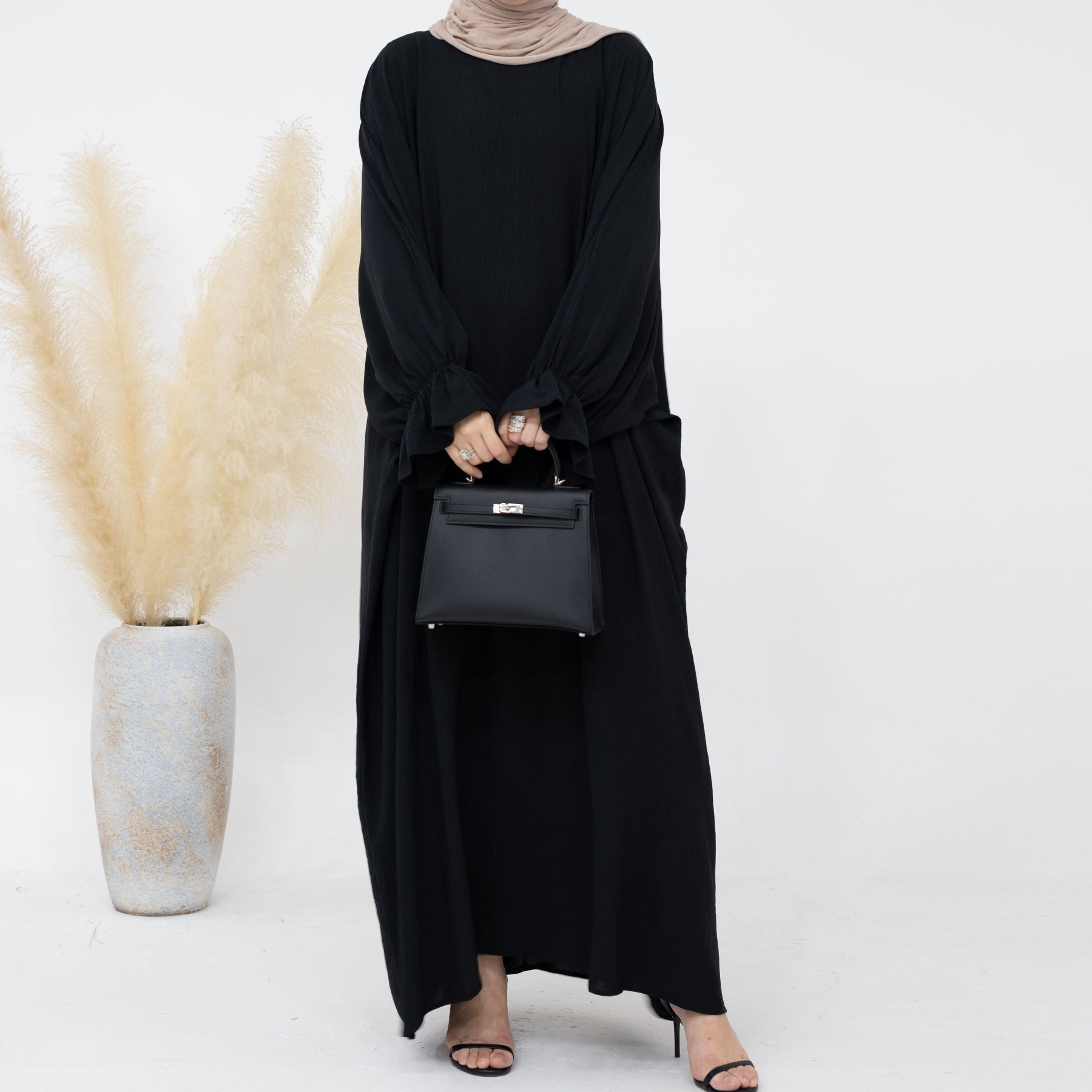 1669#Crepe Long Sleeve Modest Plain Closed Abaya Traditional Muslim Clothing