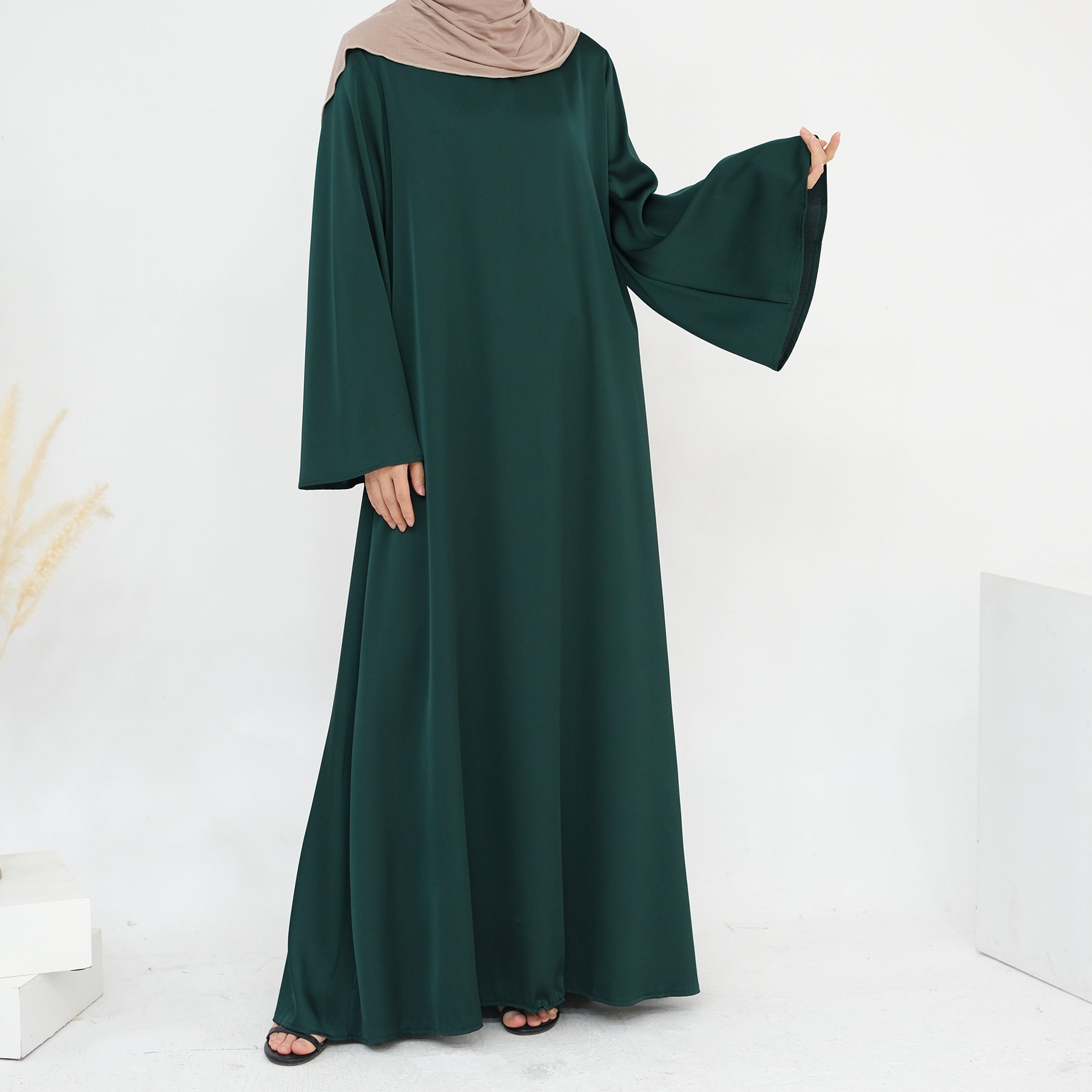 1860# Plain Silk Abaya Muslim Women Dress Islamic Clothing Modest Dresses with Adjustable Belt
