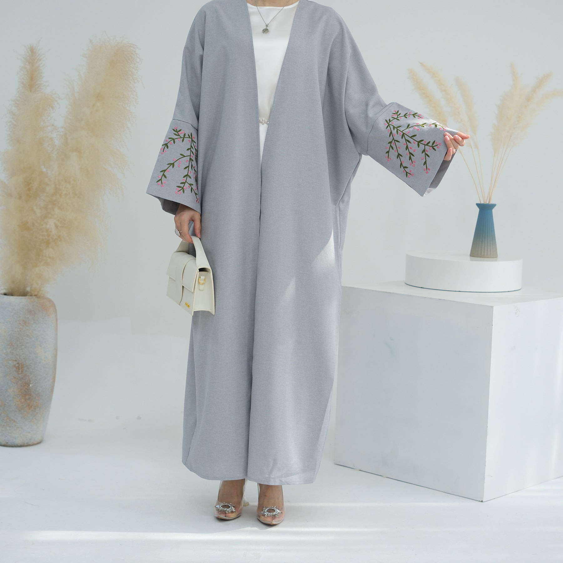 1790#2024 EID Ramadan Floral Embroidery Abaya Modest Clothing Dubai Abaya