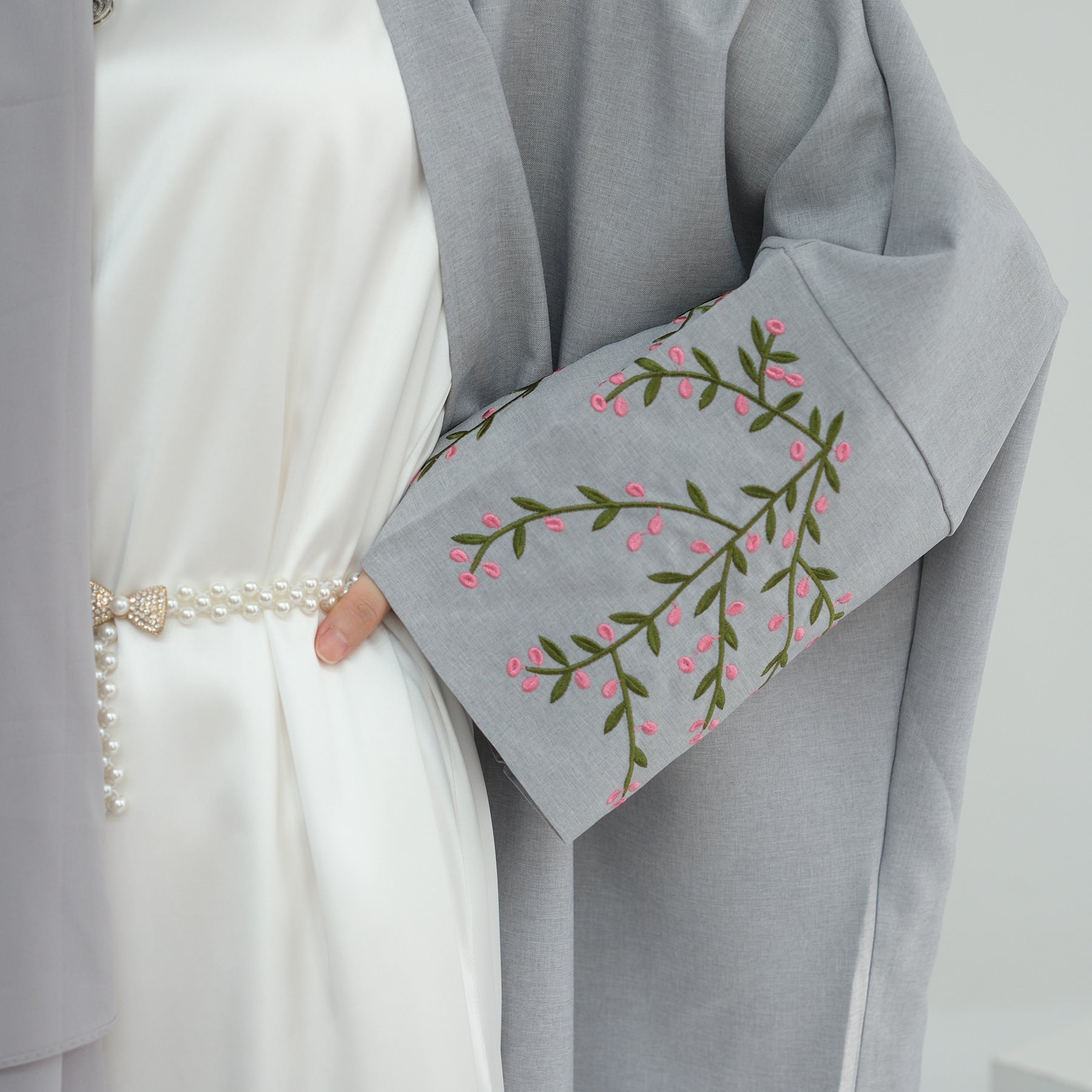 1790#2024 EID Ramadan Floral Embroidery Abaya Modest Clothing Dubai Abaya