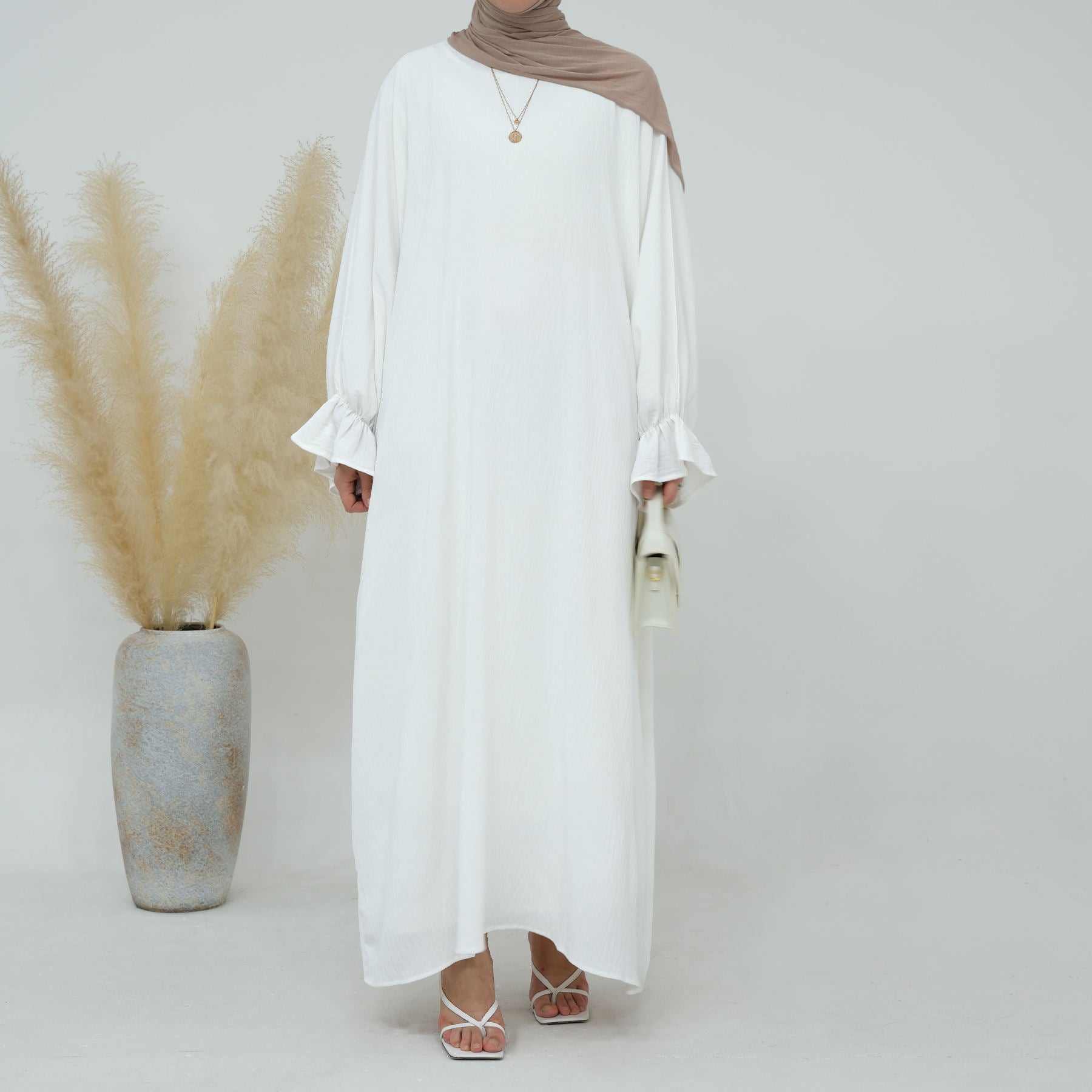 1669#Crepe Long Sleeve Modest Plain Closed Abaya Traditional Muslim Clothing