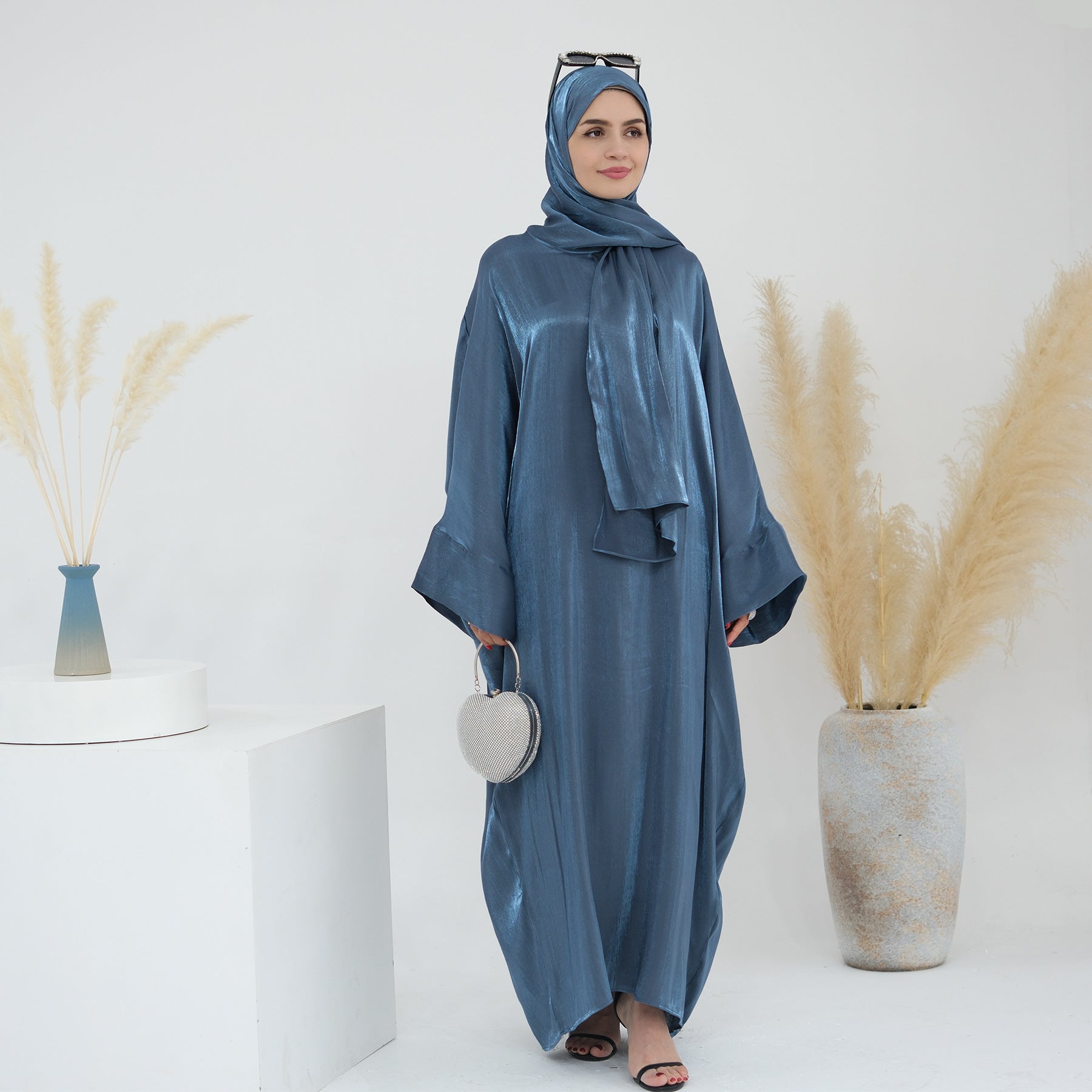 1789# 2024 New Shinny Polyester One Piece Hoodie Abaya Dubai Modest Dress with Attached Hijab