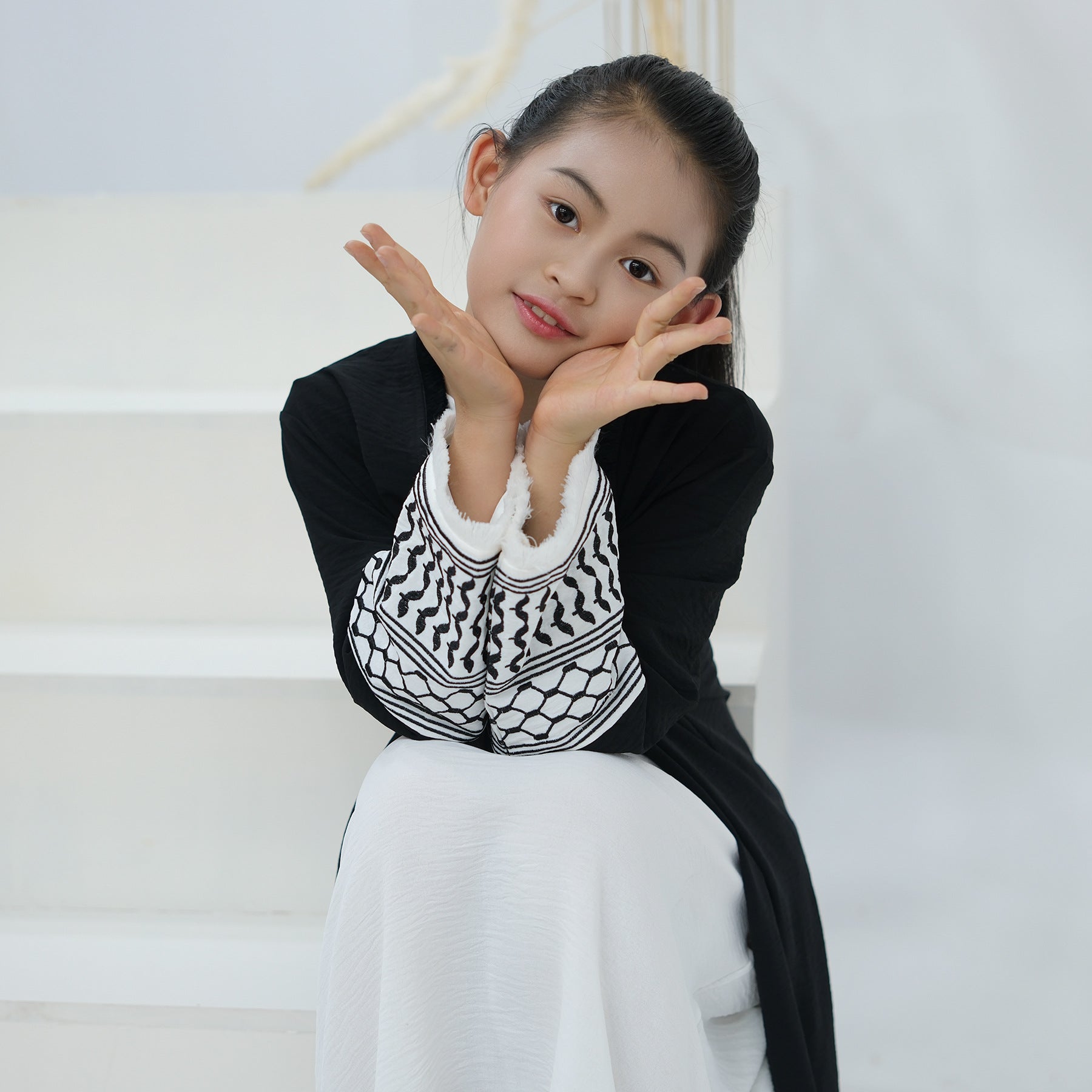 1782#Kids Abaya Keffiyeh Inspired Girls Embroidery Sleeves Women Maxi Dress Islamic Kaftan Trend Abaya