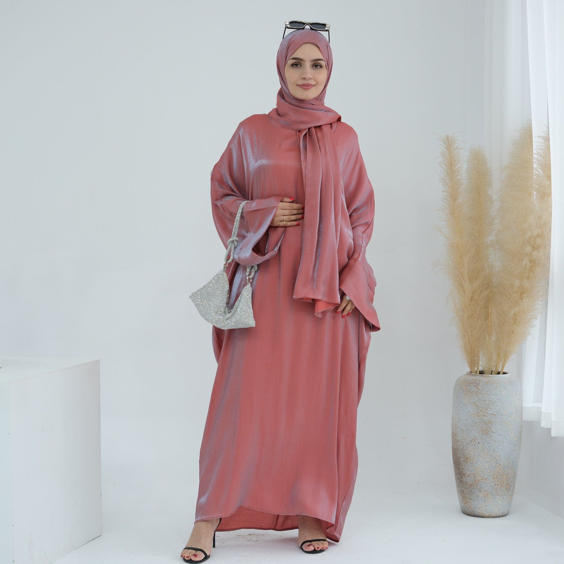 1789# 2024 New Shinny Polyester One Piece Hoodie Abaya Dubai Modest Dress with Attached Hijab