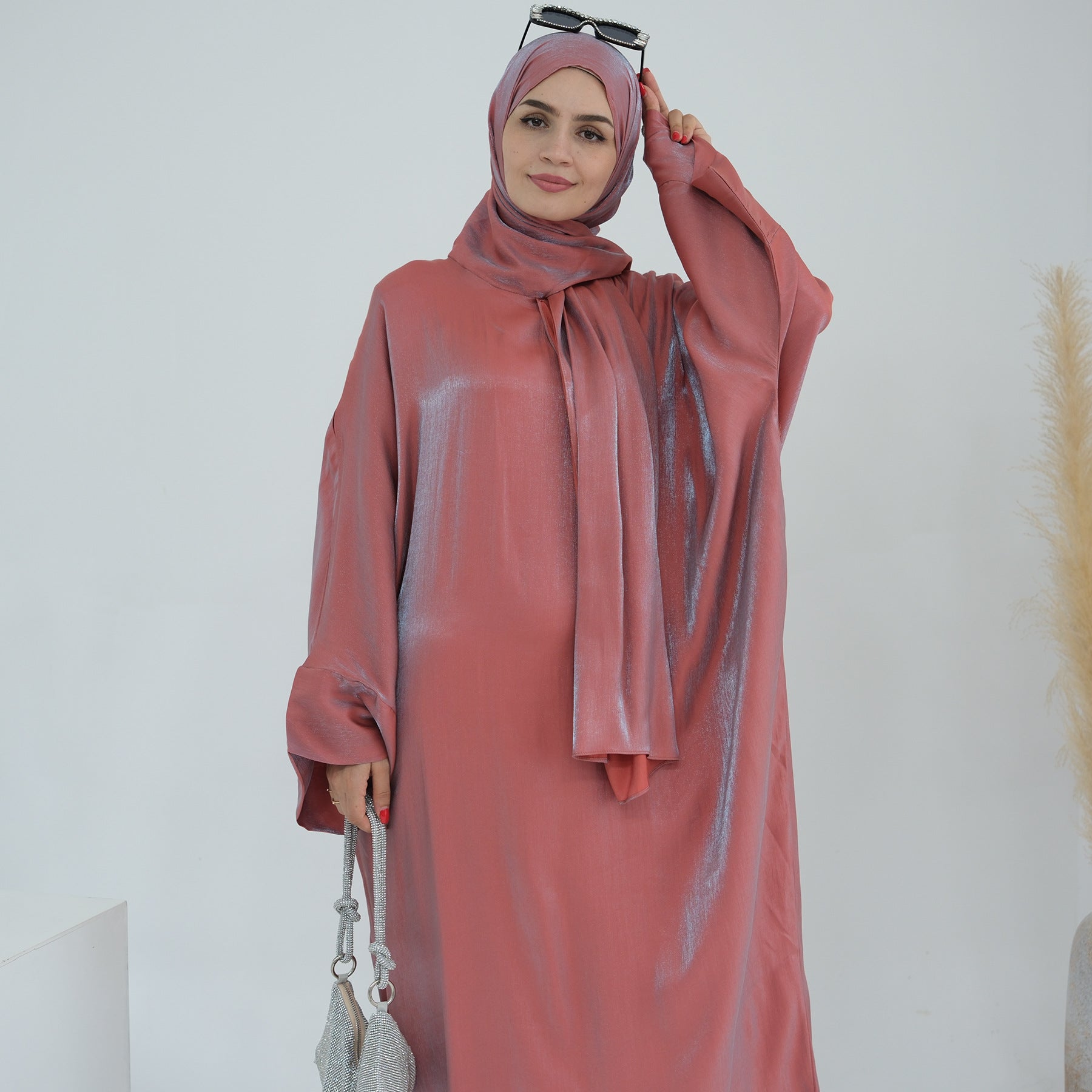 1789# 2024 New Shinny Polyester One Piece Hoodie Abaya Dubai Modest Dress with Attached Hijab