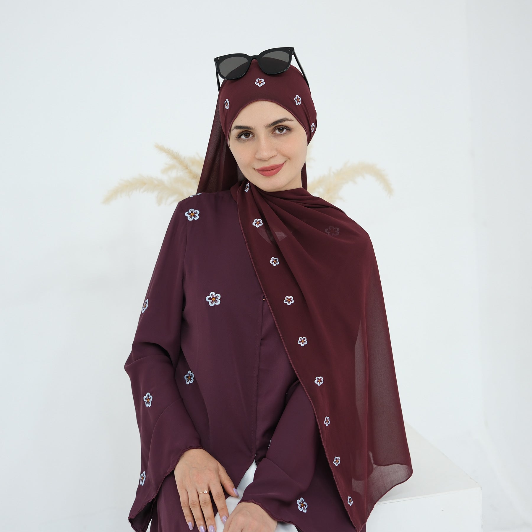 1027#Wholesale Clothing Embroidery Bowknot Cardigan Islamic Clothing