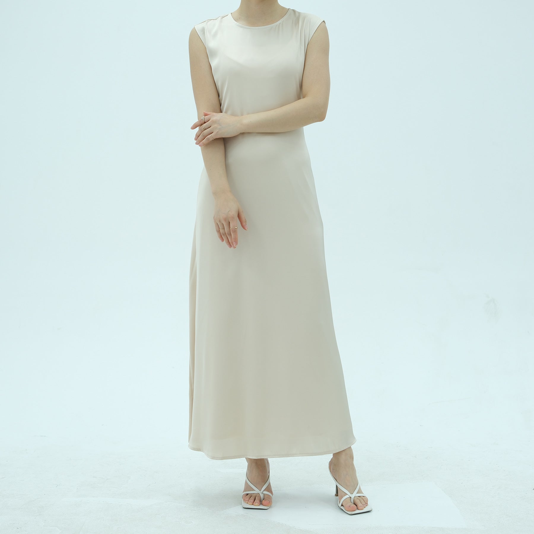 1996#2025 Women's Modest Sleeveless Satin Abaya Dress Basic Inner Slip Back Drawstring Belt Traditional Muslim Clothing