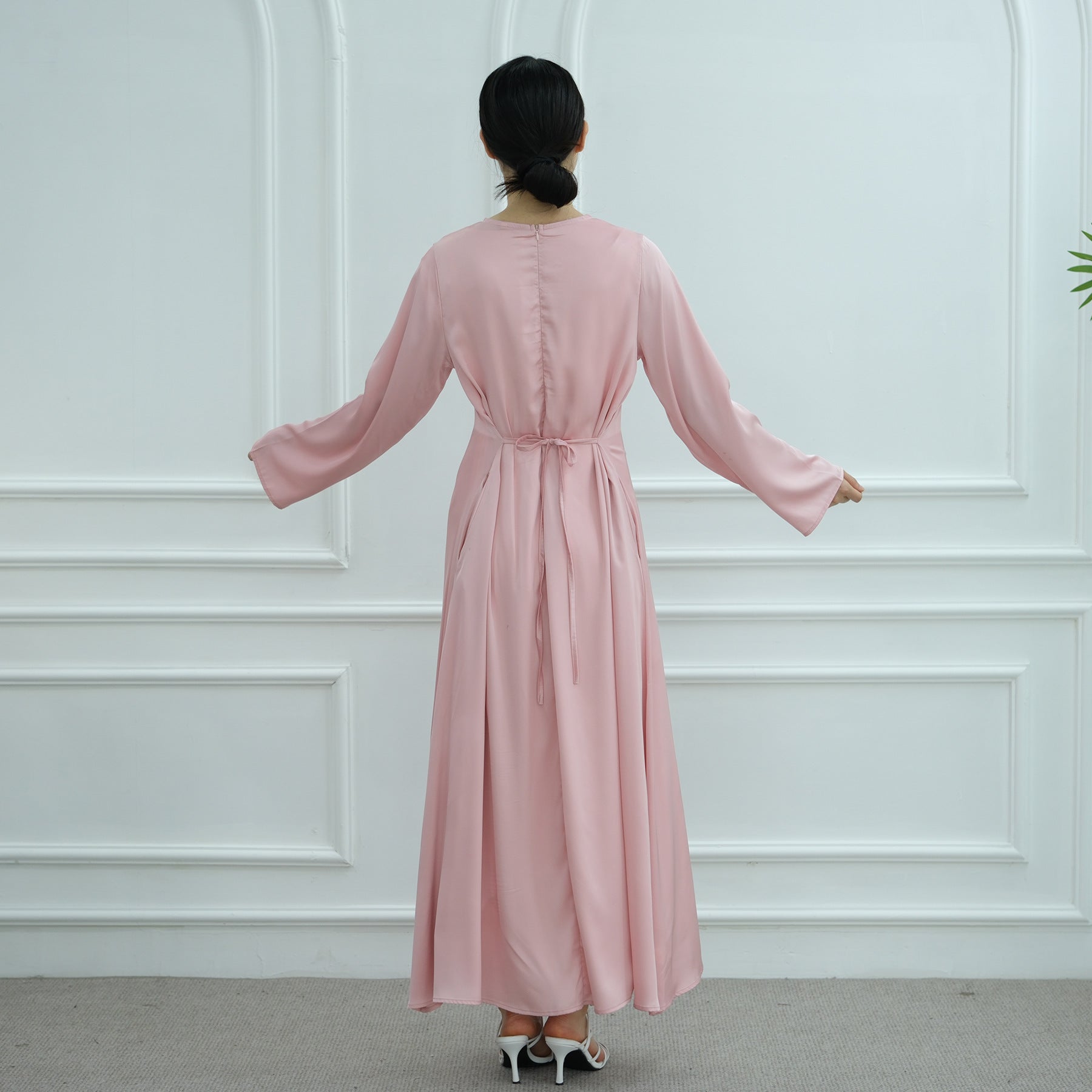 1065#2025 Islamic Clothing Modest Satin Closed Abaya Women Muslim Dress Long Sleeve Maxi Dress Inner Women's Dresses