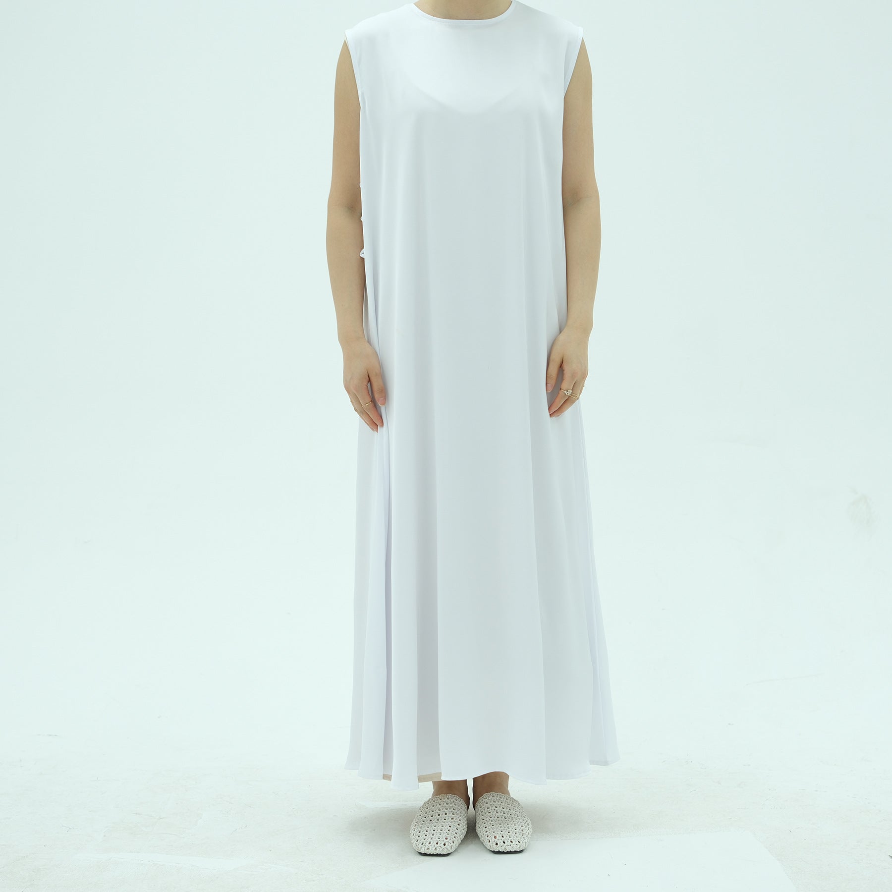 1996#2025 Women's Modest Sleeveless Satin Abaya Dress Basic Inner Slip Back Drawstring Belt Traditional Muslim Clothing