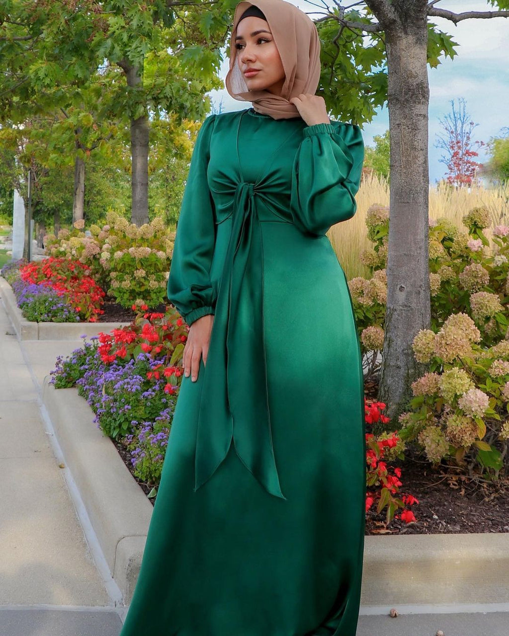 1433#Fancy women  muslim dresses long sleeves maxi satin dress abaya