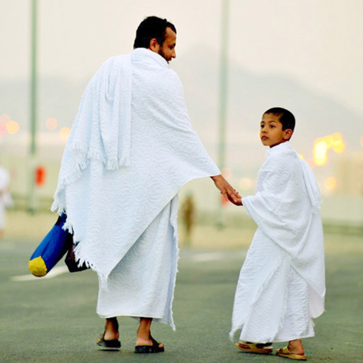 TH823#Men Robe Saudi Arab Kaftan Abaya Muslim Clothing Islamic Men's Clothing