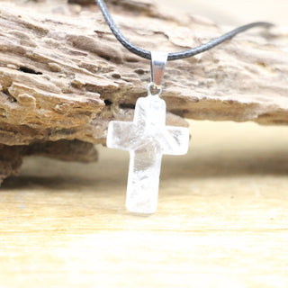 N30#Natural Crystal Cross Shape Pendant Gemstone Necklace