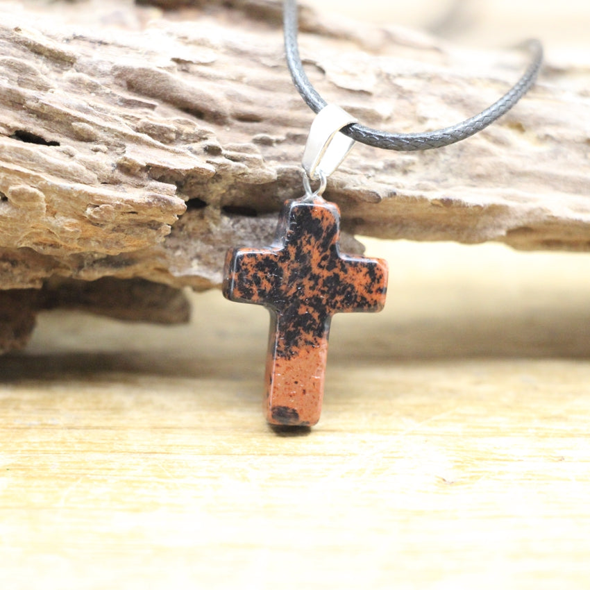 N30#Natural Crystal Cross Shape Pendant Gemstone Necklace