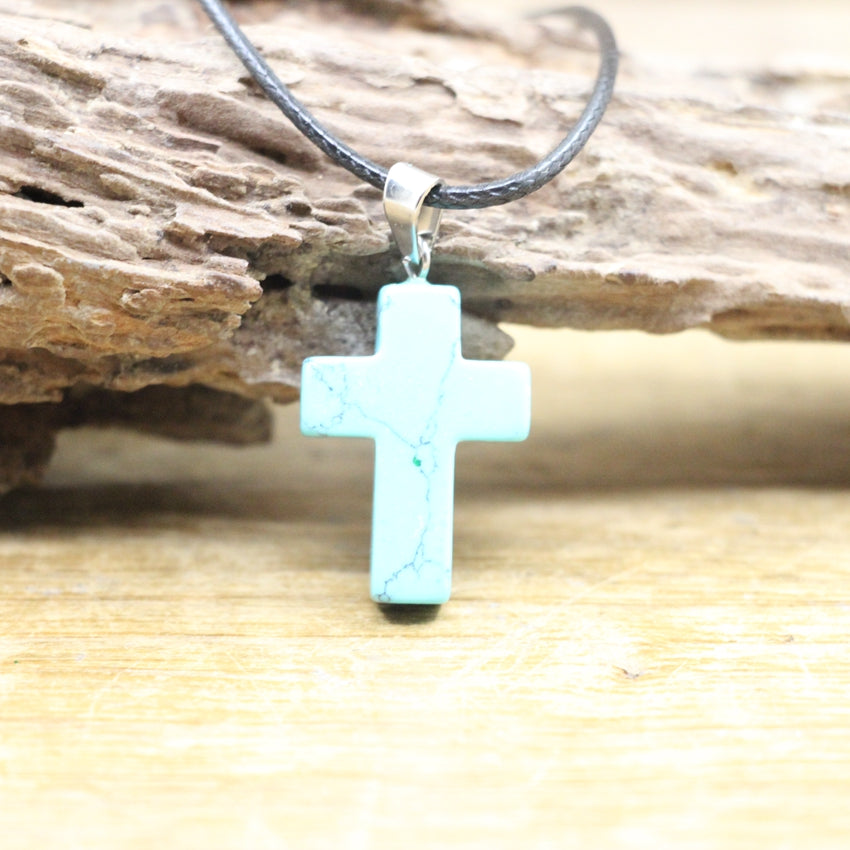 N30#Natural Crystal Cross Shape Pendant Gemstone Necklace
