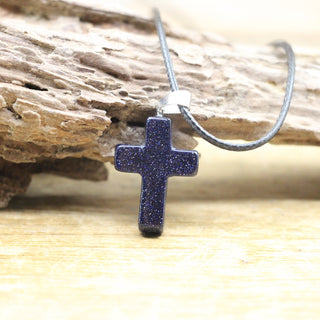 N30#Natural Crystal Cross Shape Pendant Gemstone Necklace